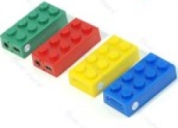 1 x Legostein-MP3 Player + Ohrhörer für 3,21 Euro inklusive Versand