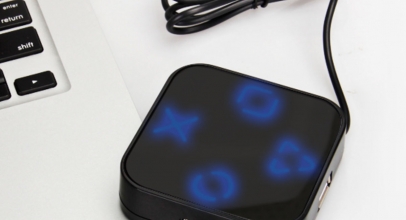 1 x Quadratischer Spiegel 4 USB Hub mit LED-Licht für 4,45 Euro inklusive Versand