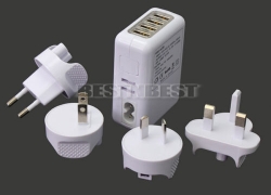 Adapter mit 4 USB-Ports und 4 Stecker für Smartphones/Tablets/etc. für 8,24€ inkl. Versand