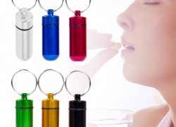 Wasserdichter Aluminium Schlüsselanhänger/Pillen-Kapsel für 1,00€ inkl. Versand