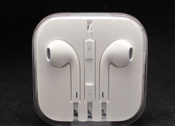1 x EarPods mit Fernbedienung und Mikrofon für iPhone6/5/5S/5C/4/4S/3-iPad für 2,69 Euro inklusive Versand
