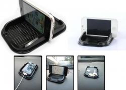 KFZ Antirutschmatte Haft-Pad für Smartphone/Navi für 1,56€ inkl. Versand