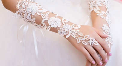 Fingerlose Perlen/Strass Brauthandschuhe für 2,05€ inkl. Versand