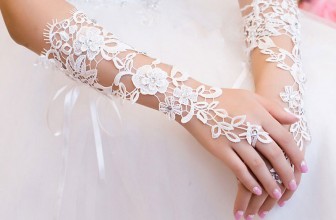 Fingerlose Perlen/Strass Brauthandschuhe für 2,05€ inkl. Versand