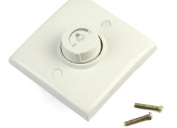 Dimmer/Helligkeitsregler für LED Leuchtmittel für 4,38€ inkl. Versand