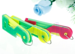 3 x Einfädelhilfe für Nähnadeln und Nähmaschinennadeln für 2,39 Euro inklusive Versand