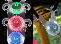 1 x Fahrrad LED Rücklicht für 1,42 Eur inklusive Versand