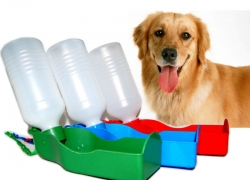 Wasserflasche mit Trinknapf für Haustiere ab 1,39€ inkl. Versand