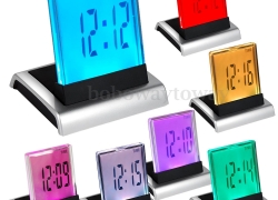 1 x 7-farbiger LED LCD digitaler Wecker/Thermometer/Kalender für 9,89 Euro inklusive Versand