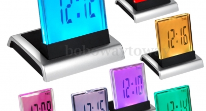 1 x 7-farbiger LED LCD digitaler Wecker/Thermometer/Kalender für 9,89 Euro inklusive Versand