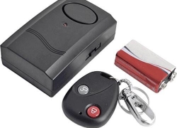 Drahtloser Mini Tür-/Fensteralarm mit Infrarot-Fernbedienung für 5,90€ inkl. Versand