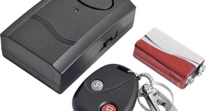 Drahtloser Mini Tür-/Fensteralarm mit Infrarot-Fernbedienung für 5,90€ inkl. Versand