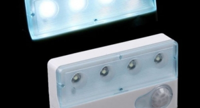 PIR Infrarot Auto-Sensor 4 LED-Beleuchtung für 3,99€ inkl. Versand