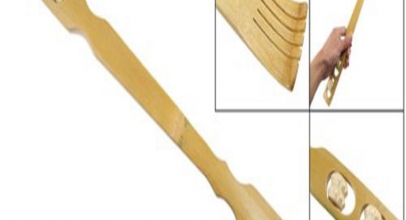 Bambus Rückenkratzer mit Massagerollen für 2,38€ inkl. Versand