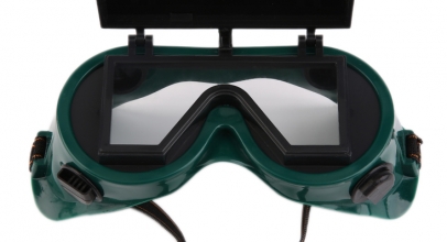 Schweißer-Schutzbrille mit klappbarem Blendschutz für 2,41€ inkl. Versand