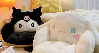 Aoger Big Size Plüsch, Kuromi-Kissen mit Rückenlehne ab 9,79€ inkl. Versand!