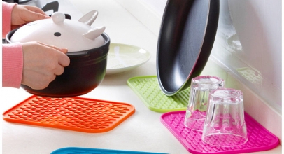 Rutschfester Silikon Topf Untersetzer/Topflappen für 1,73€ inkl. Versand