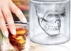 1 x Crystal Skull/Totenkopf Schnapsglas für 3,35 Euro inklusive Versand