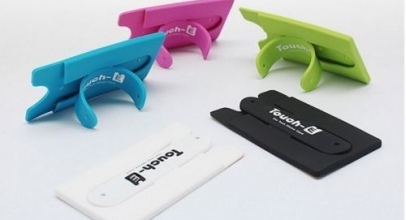 Touch-U Smartphoneständer für 1,99€ inkl. Versand