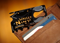 1 x 18-in-1 Kreditkarten Multitool „Wallet Ninja“ für 4,99 Euro inklusive Versand