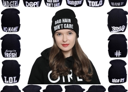 Coole Statement Mütze Bad Hair Day Logo Spruch Beanie für 5,99€ inkl. Versand!