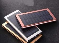 10000Mah 5V 1A/2A iPhone 7/8 Solar Dual USB Ladegerät-Powerbank für 4,95€ inkl. Versand!