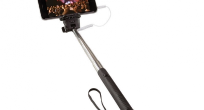 Selfie-Stick Teleskopstab mit integriertem Auslöser für 4,95€ inkl. Versand!