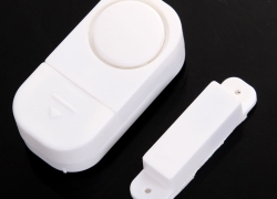 Tür-/ Fensteralarm für 1,60€ inkl. Versand
