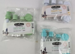 Reiseflaschen Set 7 tlg. Handgepäck mit Zippbeutel für Flüssigkeiten für 6,39€ inkl. Versand!
