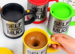 Selbstumrührender Thermobecher mit Deckel für 7,25€ inkl. Versand